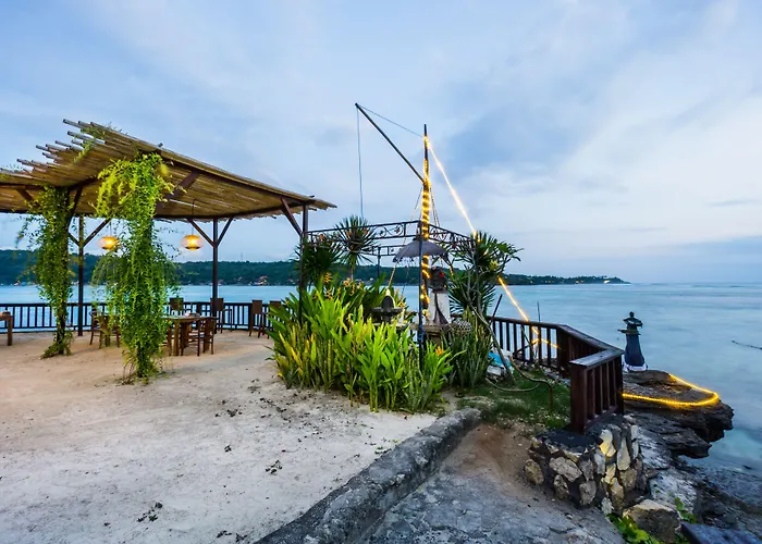 Laguna Reef Huts Nusa Lembongan