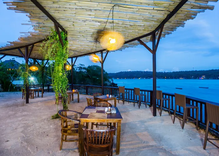 База отдыха Laguna Reef Huts 4*